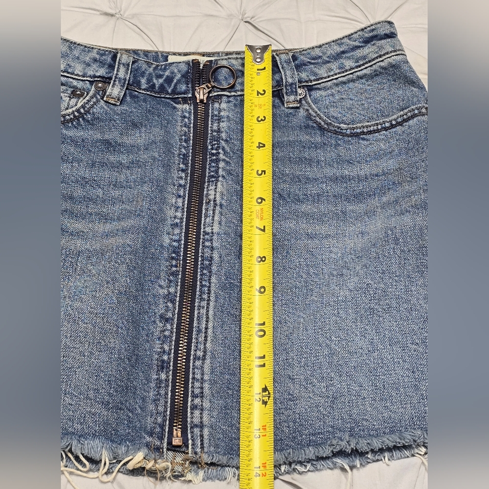 We the Free Zip-Up Denim Mini Skirt Women's Size 25/Size 0-2 - Picture 8 of 9